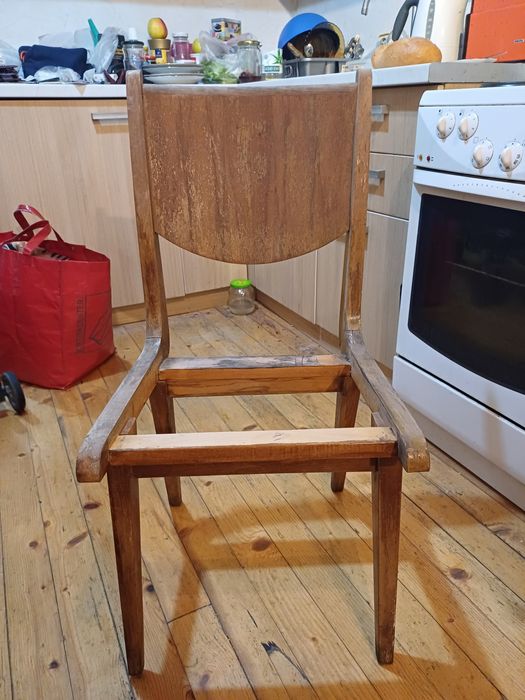 Дървен стол конструкция