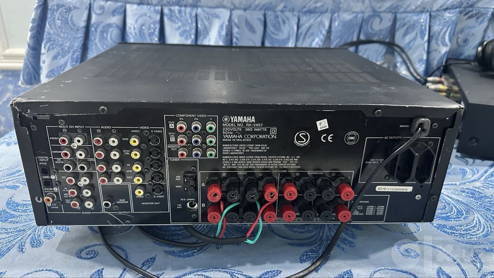 AV-ресивер Yamaha RX-V457