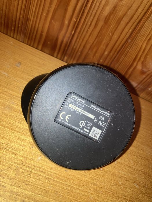 Samsung Wireless charger ep-n5105