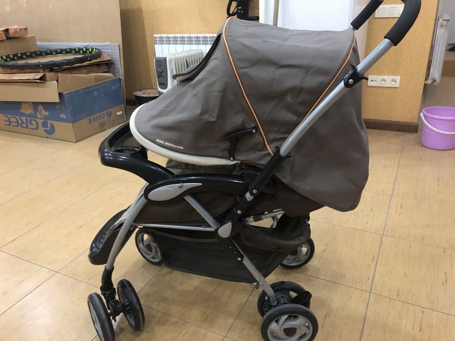 Детская коляска.