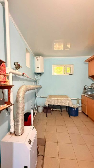 Продам 2 дома в центре 39 млн