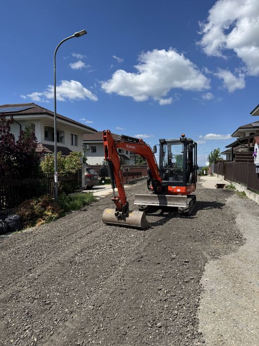Ofer servicii de excavare si transport
