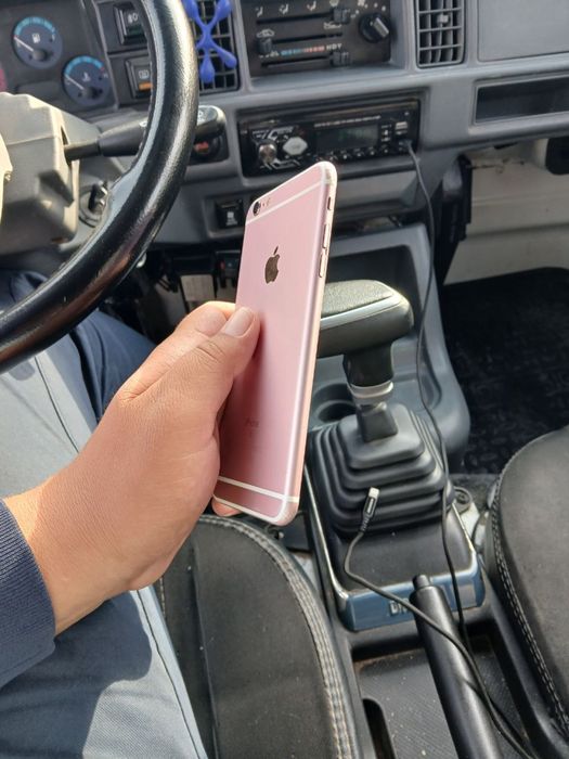 Iphone 6s+ gatantiya 1 oy