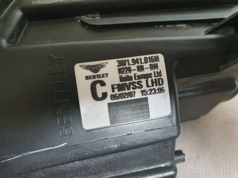 Far dreapta complet bixenon Bentley Continental GT GTC cod 3W1941016M