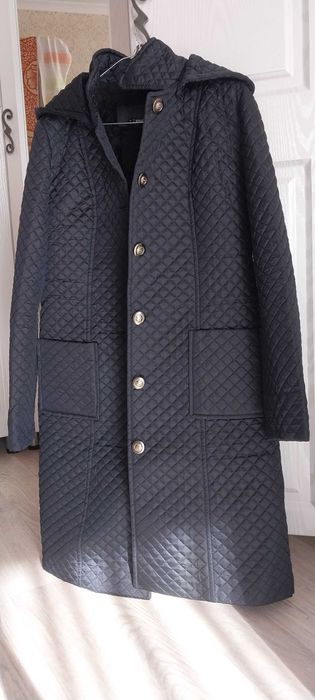 Продам куртку женскую