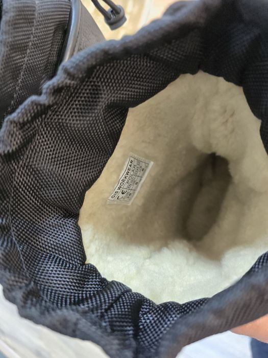 Продам зимние сефти сапоги.