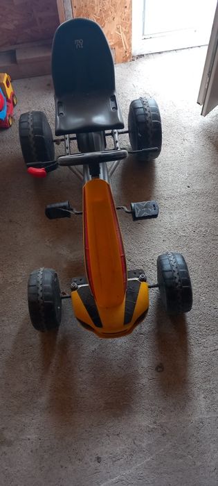 Cart cu pedale pentru copii