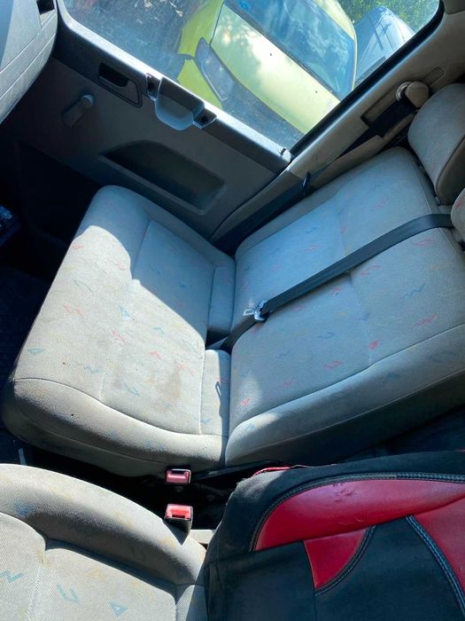 Piese VW TRANSPORTER T5  1.9 din 2005 - axc