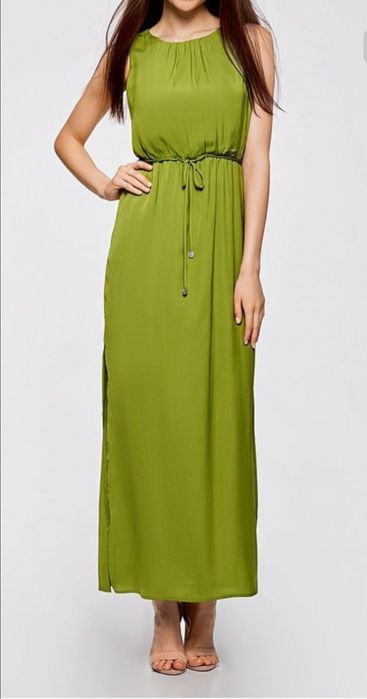 Красивое элегантное платье 50р