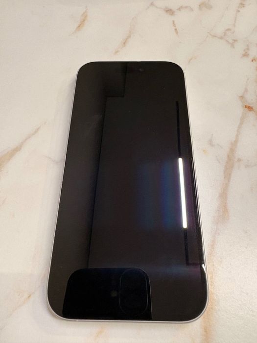Продам IPhone 16 128gb