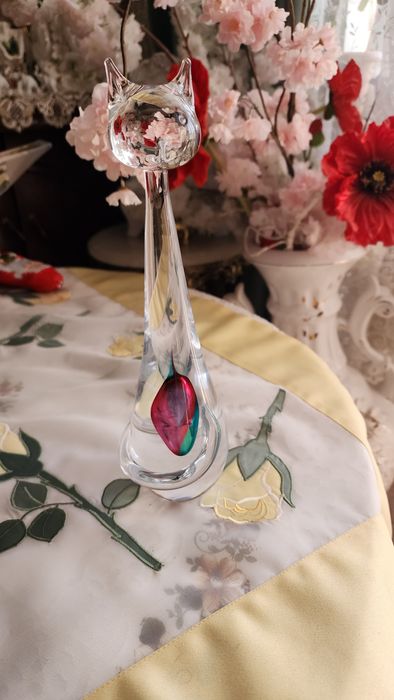 Кот хрустальный редкий