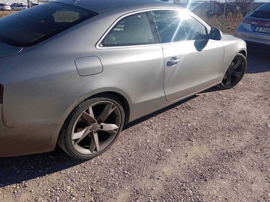 AUDi A5 2011г. 2.7TDI 190кс. мултитроник с код LKY код мотор CGKA