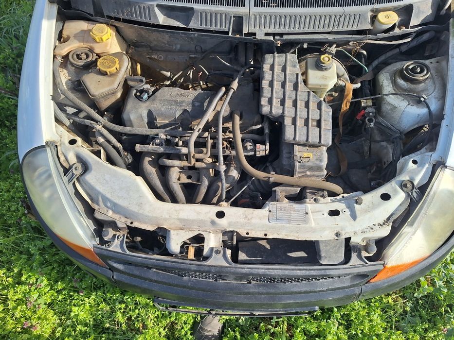 Dezmembrez ford ka 1.3 benzina