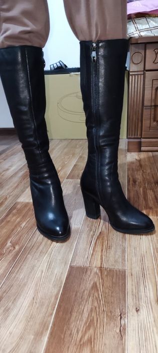 Продам б/у сапоги