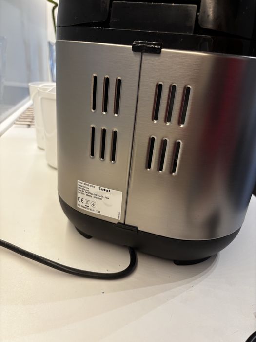 Mașină de pâine Tefal Pain & Délice PF240E38, 20 programe, stare foarte bună