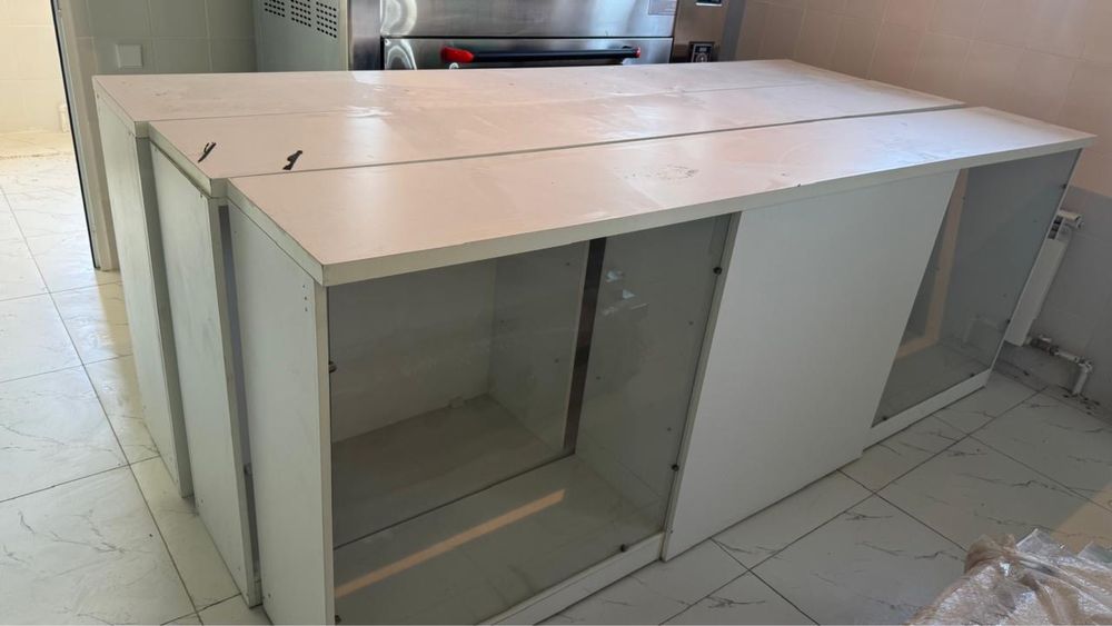 Отдам даром шкафы под бизнес