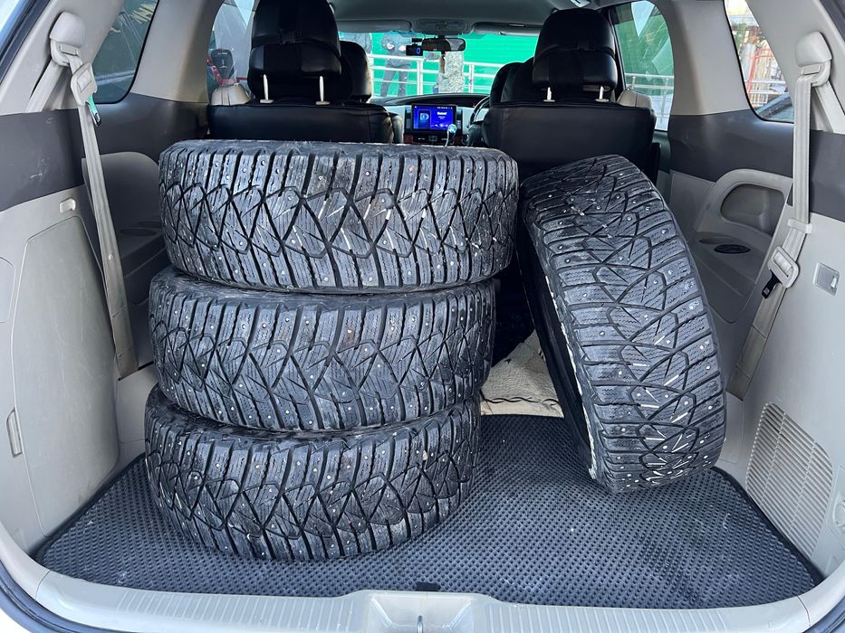 Резина 215/55/R17