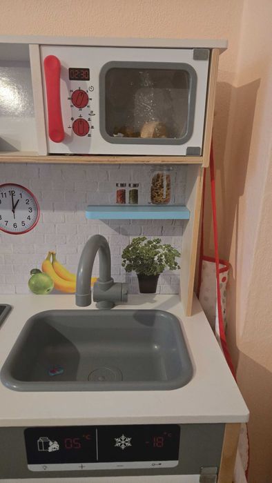 Детска дървена кухня Лидл Lidl + допълнителни играчки и аксесоари