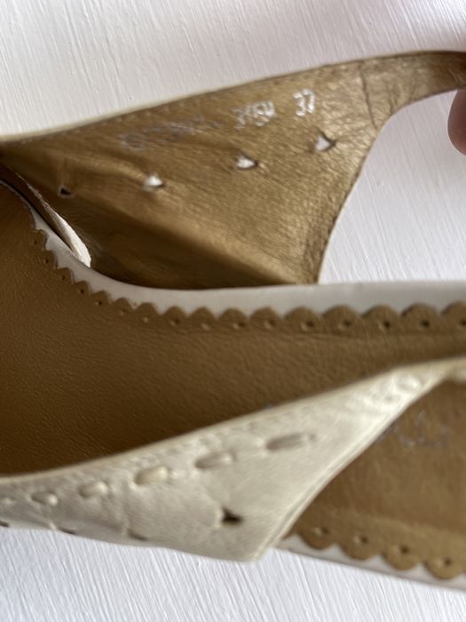 Босоножки женские