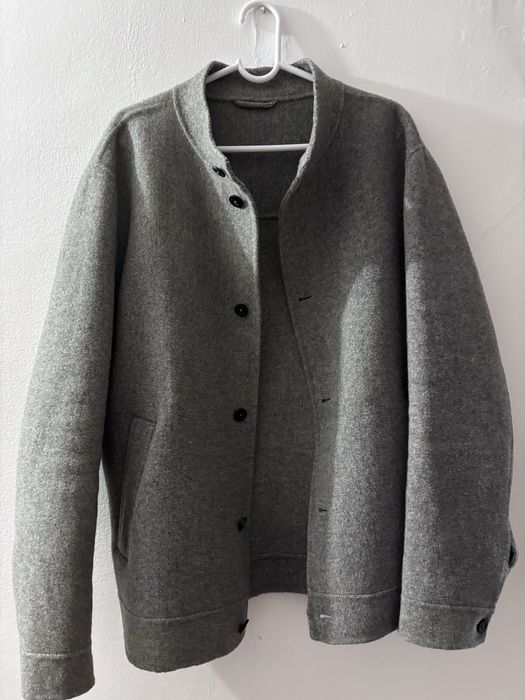 Продам Куртка пиджак чистая шерсть