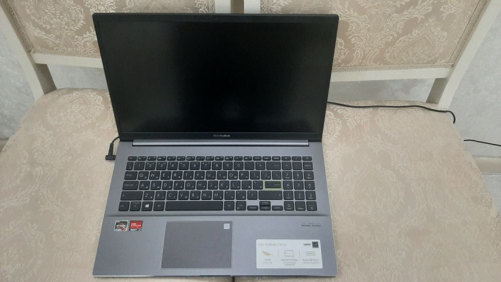 Срочно продам ноутюук