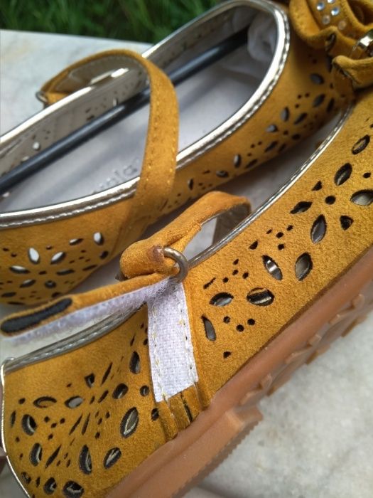 Обувь девочковая