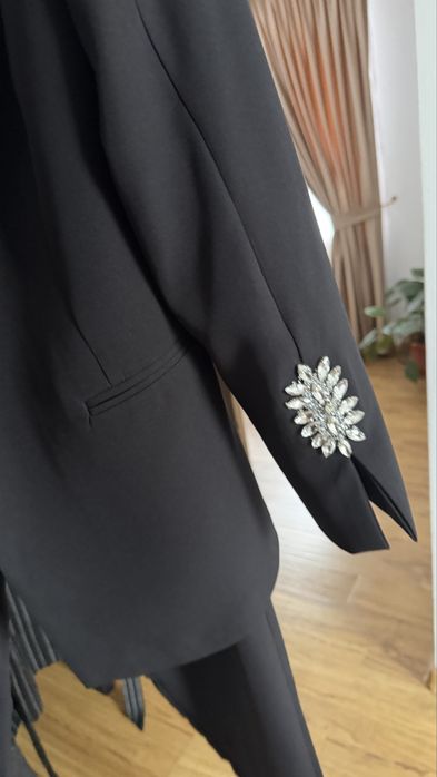 Costum negru elegant dama