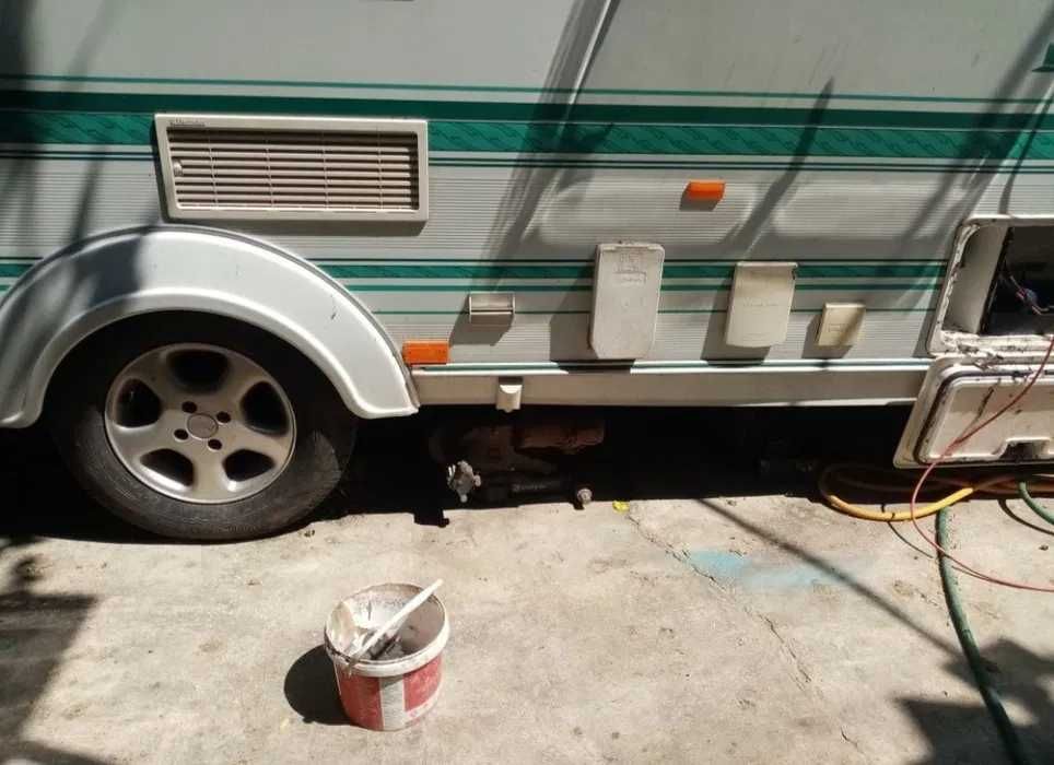 Задвижване за каравана 12 волта мотор мувър