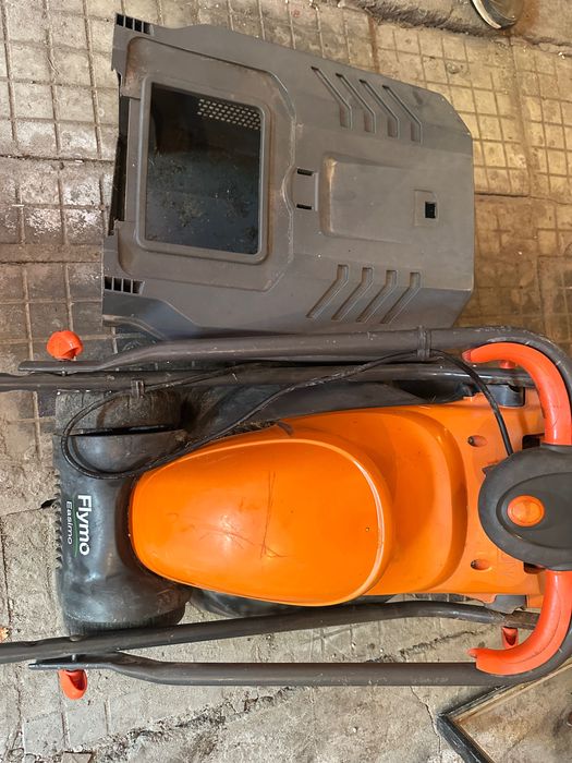 Husqvarna ел косачка за косене на трева