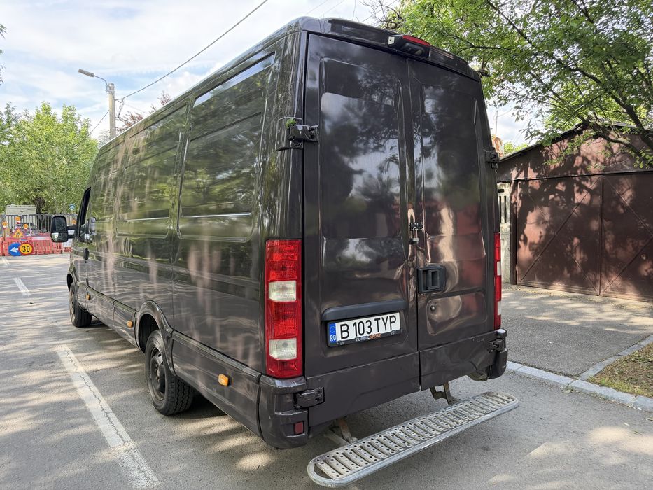Duba iveco daily 3.5t lunga 3 panouri pregatita vulcanizare mobila