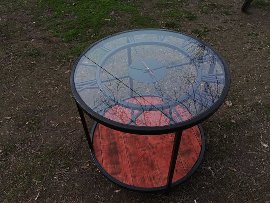 Продается журнальный столик