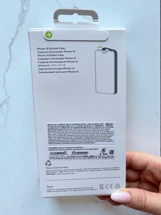 Husa Iphone 16 Magsafe Plumb