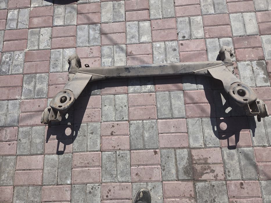 Балка задняя Шкода Рапид