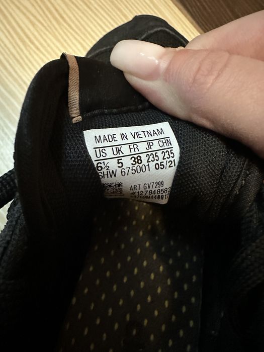 Adidasi alergat Adidas 36.5