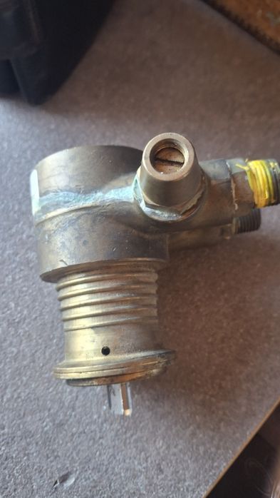 Помпа за кафе машина