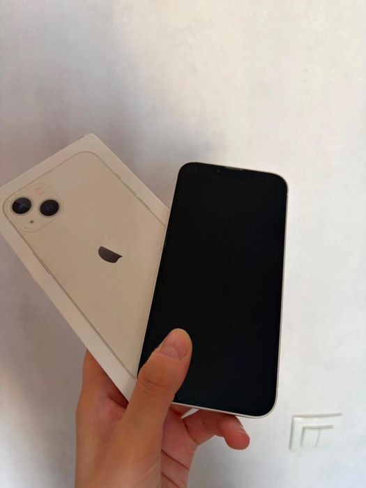 Продаю IPHONE 13