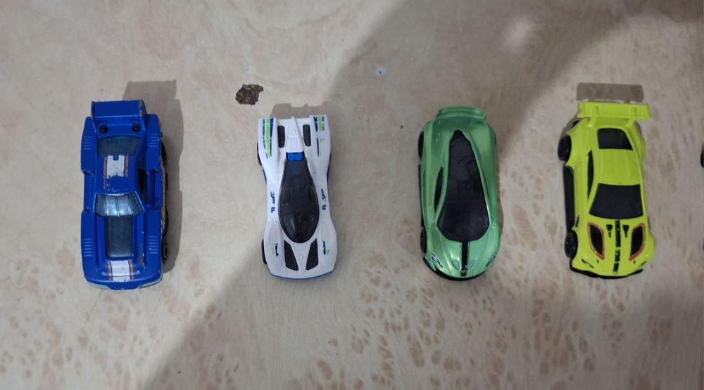Продам,обменяю Hot wheels/Хот вилс