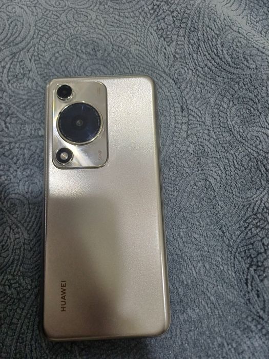 Продаю срочно Huawei nova Y63