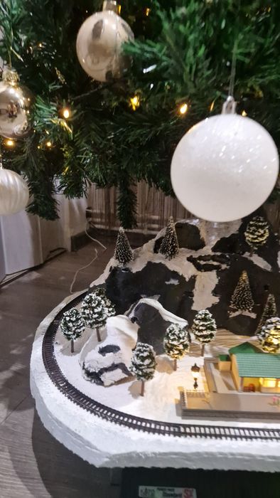 Diorama feroviara peisaj iarna scara N