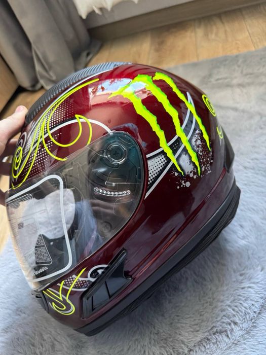 Мото шлем обсолютно новый