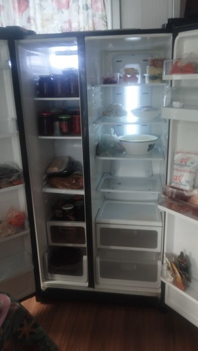 Продам холодильник Самсунг