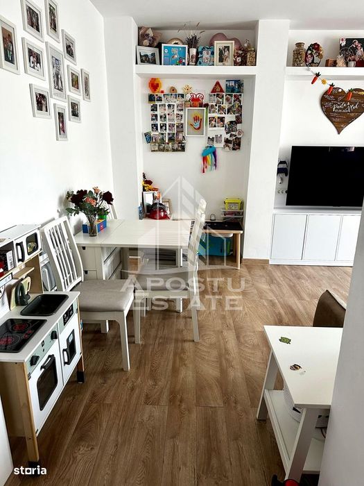 Apartament cu 4 camere de vânzare , renovat, decomandat,Gheorghe Lazar — fotografia 2
