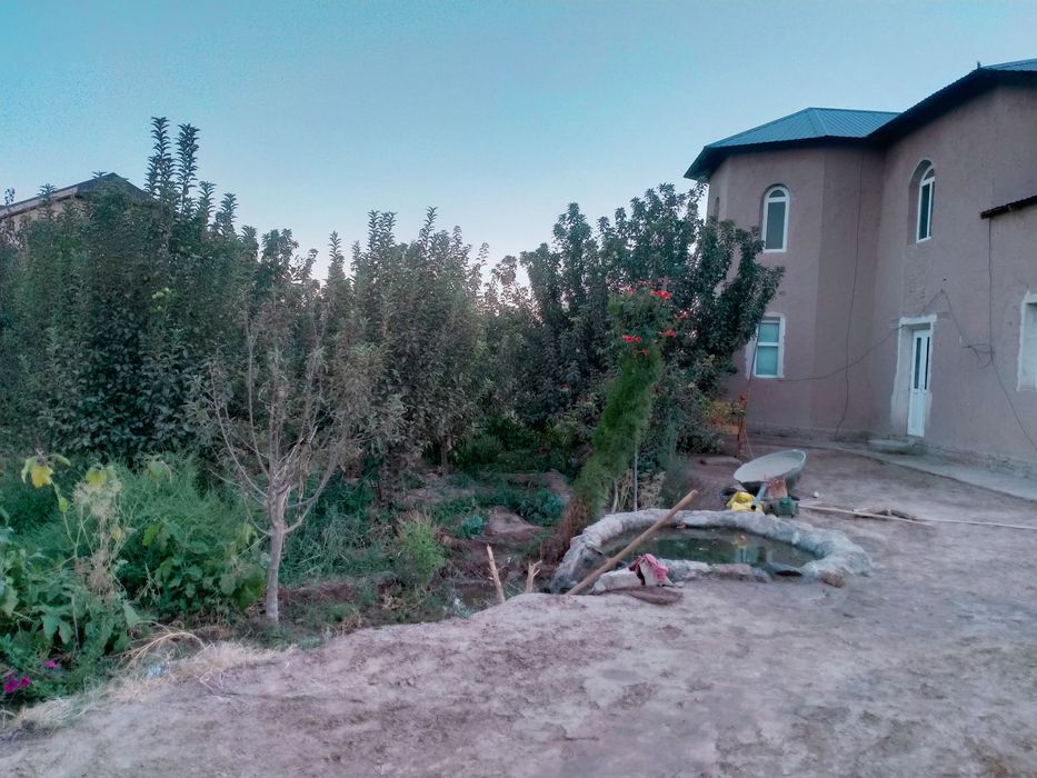 Уй Сатилади 2500кв 25сот .Шоват 19да Достлик Иштимоят Кадирят 113 уй