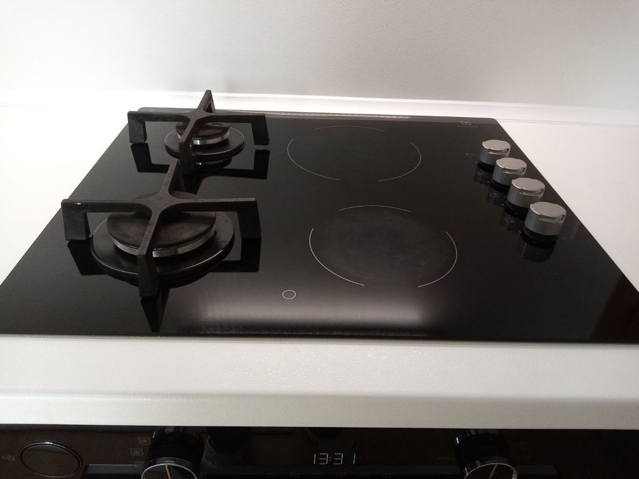 Плоча Electrolux EGE6172NOK