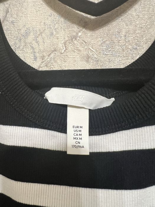 Женский топ H&M.
