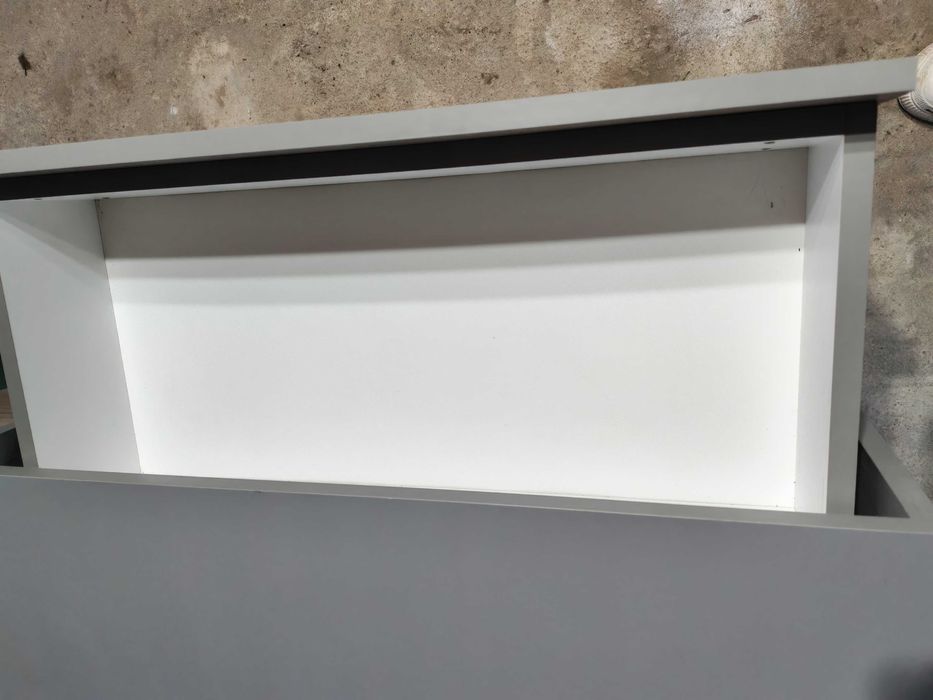 Comoda tv si 2 noptiere +cadou