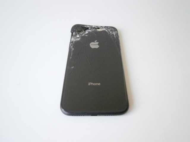 iPhone XR 64GB Bkack за части