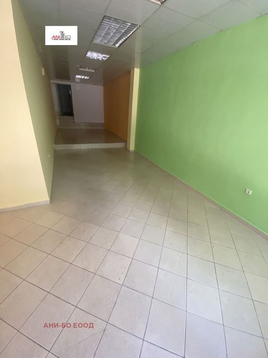 Продава се Магазин в Варна, ВИНС - 57 кв.м за 2544 €/кв.м - Снимка #3