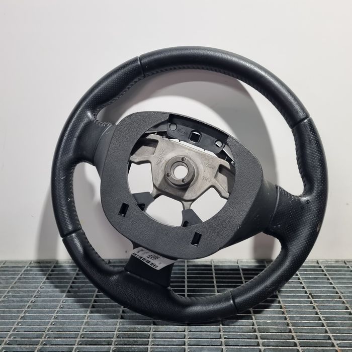 Волан Nissan Juke фейслифт 2014 - 2018 (1504)