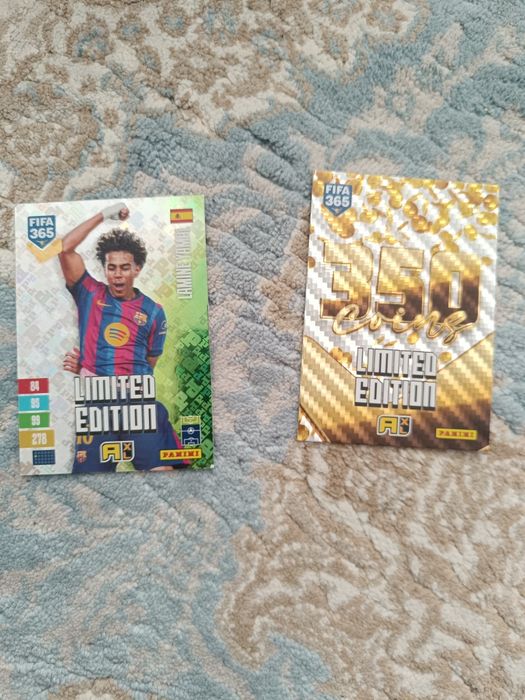 Vând cartonase FIFA 365